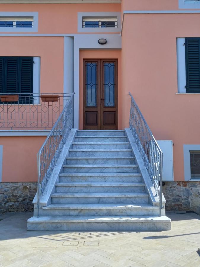 BnB Villa Melany vicino Centro Lucca Exterior foto