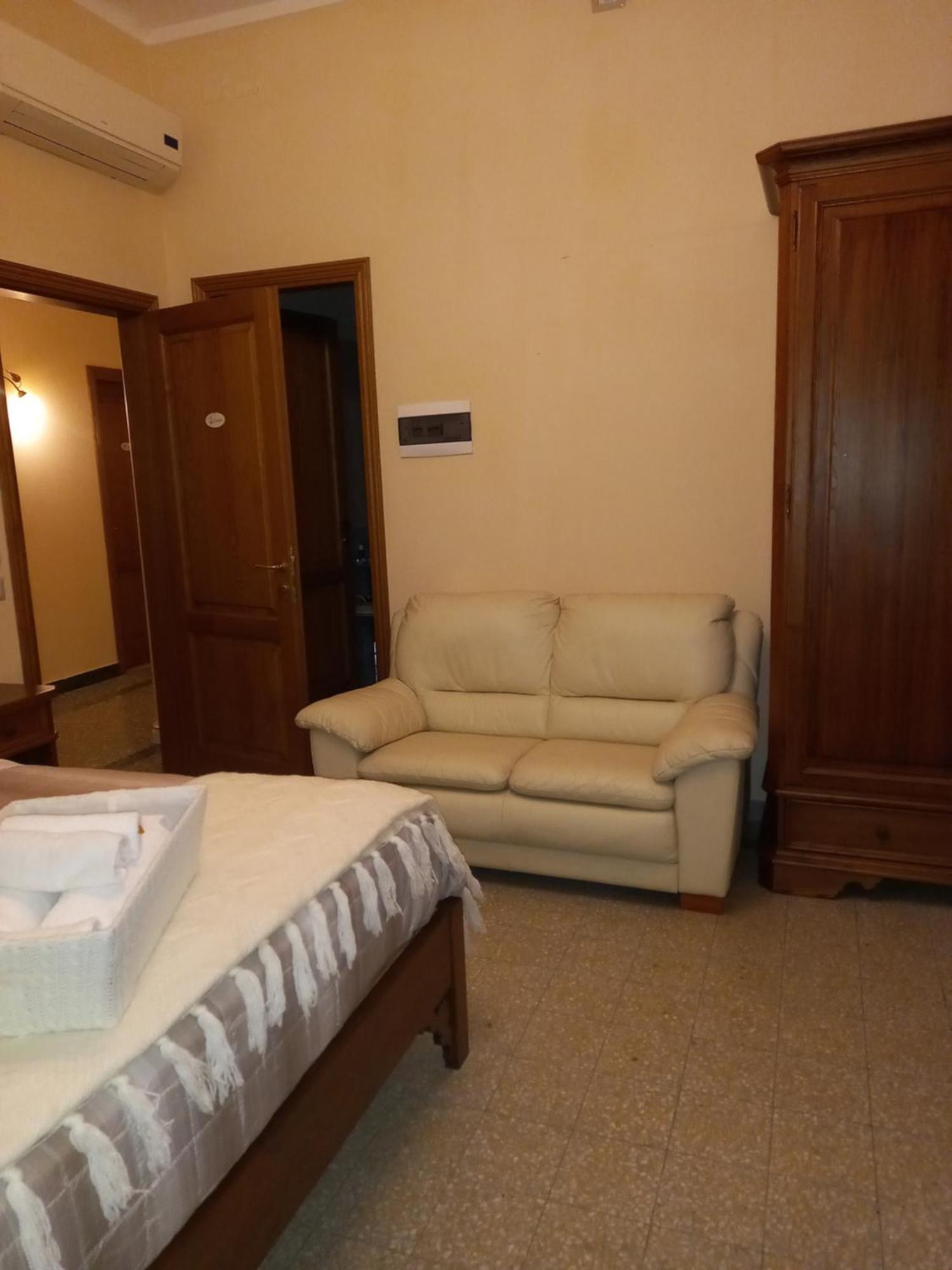 BnB Villa Melany vicino Centro Lucca Habitación foto
